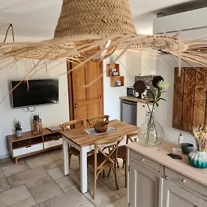  Hébergement de vacances Du Domaine Jaume